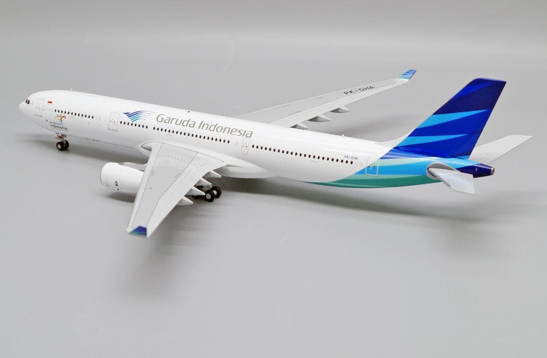 ガルーダ・インドネシア航空 A330-300 PK-GHA 1/200