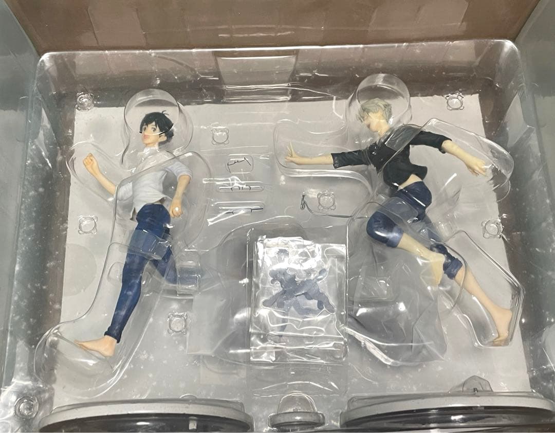 ユーリ!!! on ICE ヴィクトル　フィギュア　タオルなど　グッズまとめ売り