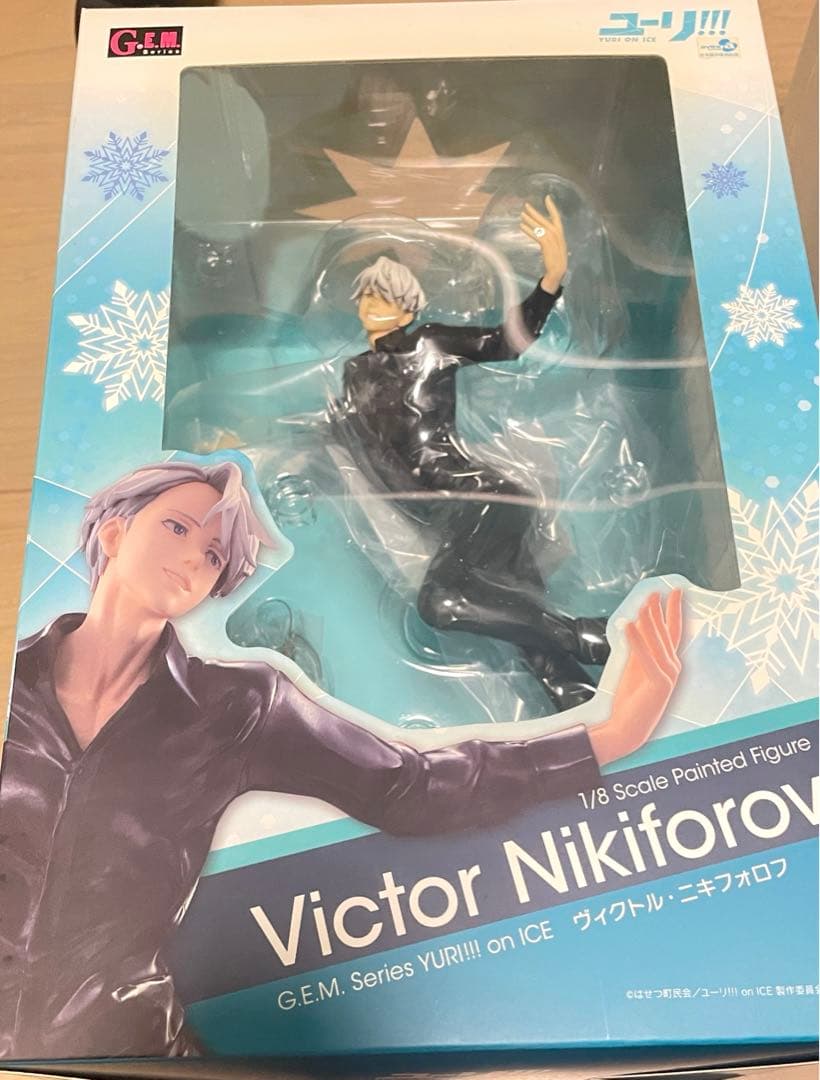 ユーリ!!! on ICE ヴィクトル　フィギュア　タオルなど　グッズまとめ売り