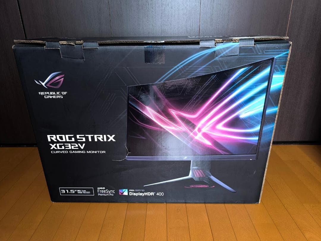 ASUS ゲーミングモニター　ROG STRIX　XG32VQR　31.5インチ