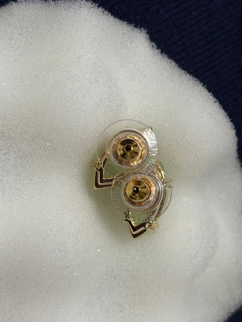 スワロフスキー☘︎Gema スタッドピアス　マーキスカット　黄緑