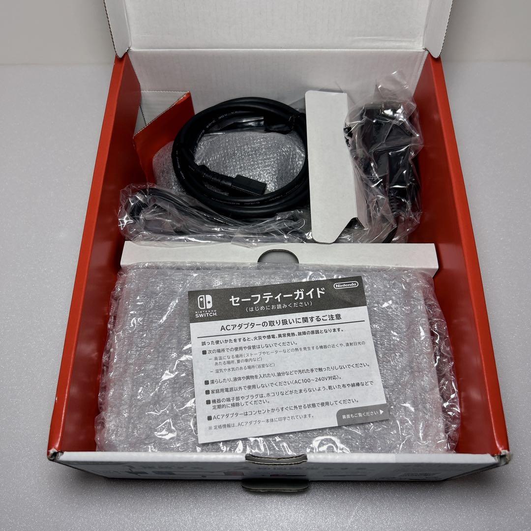 【ほぼ新品】Nintendo Switch ネオンブルー/(R) ネオンレッド