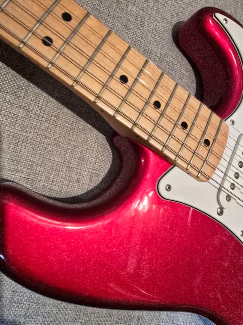 Fender Japan ST-45 Stratocaster メタリックレッド