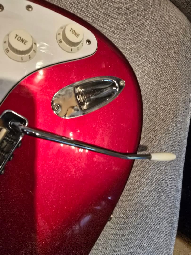 Fender Japan ST-45 Stratocaster メタリックレッド