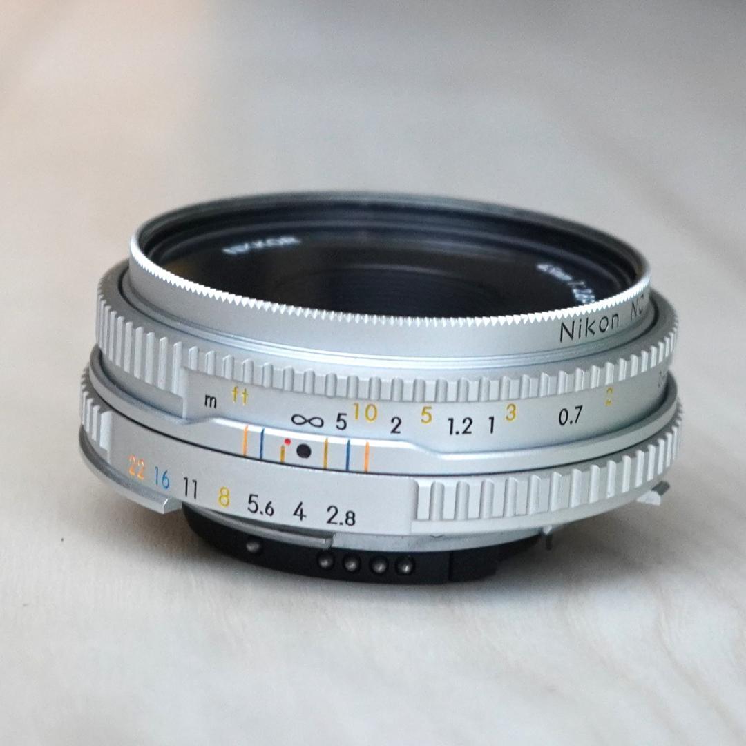 Nikon 45mm f/2.8 Nikkor AI-S MFレンズ シルバー