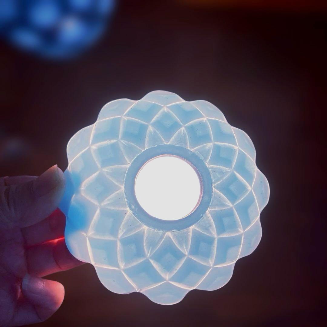 オールドバカラ　ミニシャンデリア　（刻印入）　ブルーオパールセント　フランス