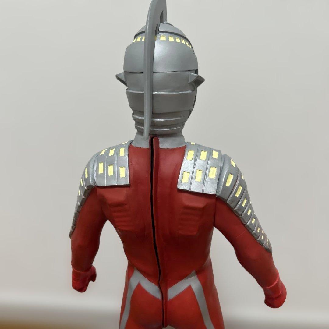 ギガンティックシリーズ　RMC +PLUS ウルトラセブン