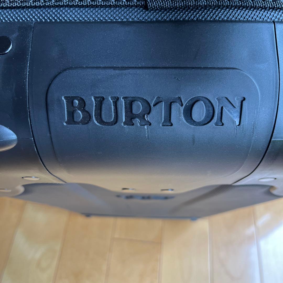 メルリュウ　バートン　ウィーリー フライト デック 38L トラベルバッグ