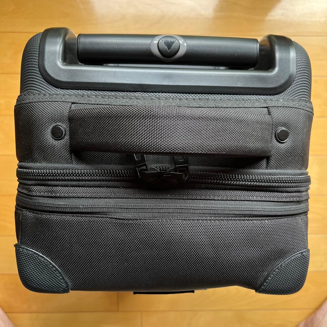 メルリュウ　バートン　ウィーリー フライト デック 38L トラベルバッグ