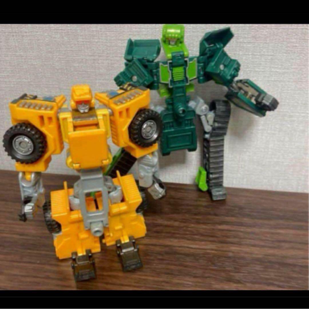 トランスフォーマー　ビルドキング　カーロボット①