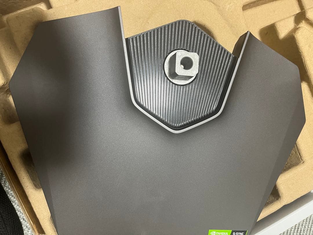 31.5インチ DELL ゲーミングモニター　G3223D