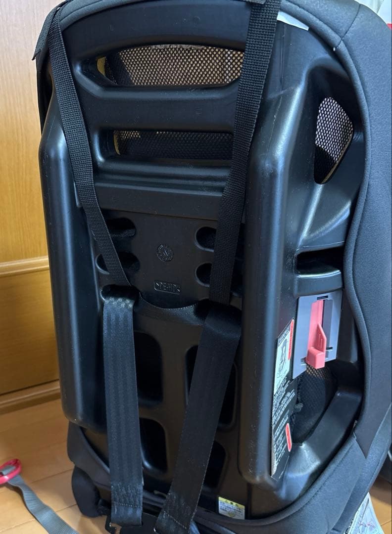 Combi 車用チャイルドシート ブラック　CG-GSH