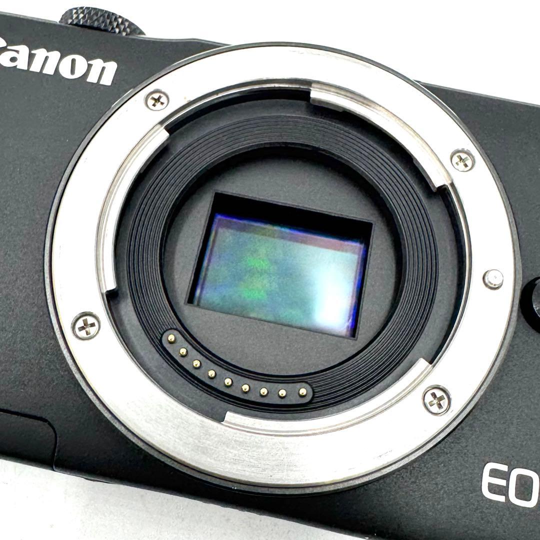 CANON キヤノンEOS M10 ブラック Wi-Fi機能搭載 レンズキット