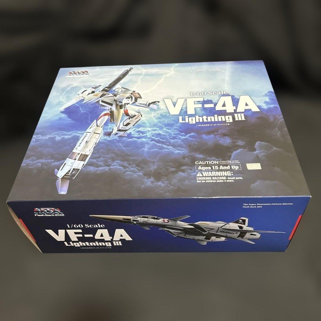 ARCADIA　1/60　完全変形　VF-4A ライトニングIII 一条輝搭乗機