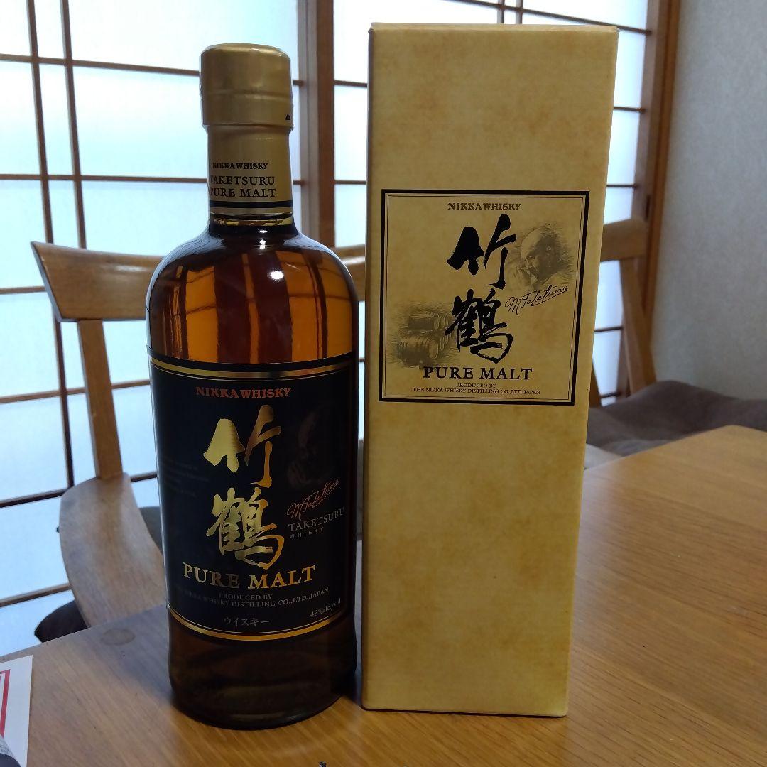 竹鶴黒ラベル　 Pure Malt 　箱入り 700ｍｌ入り　43%