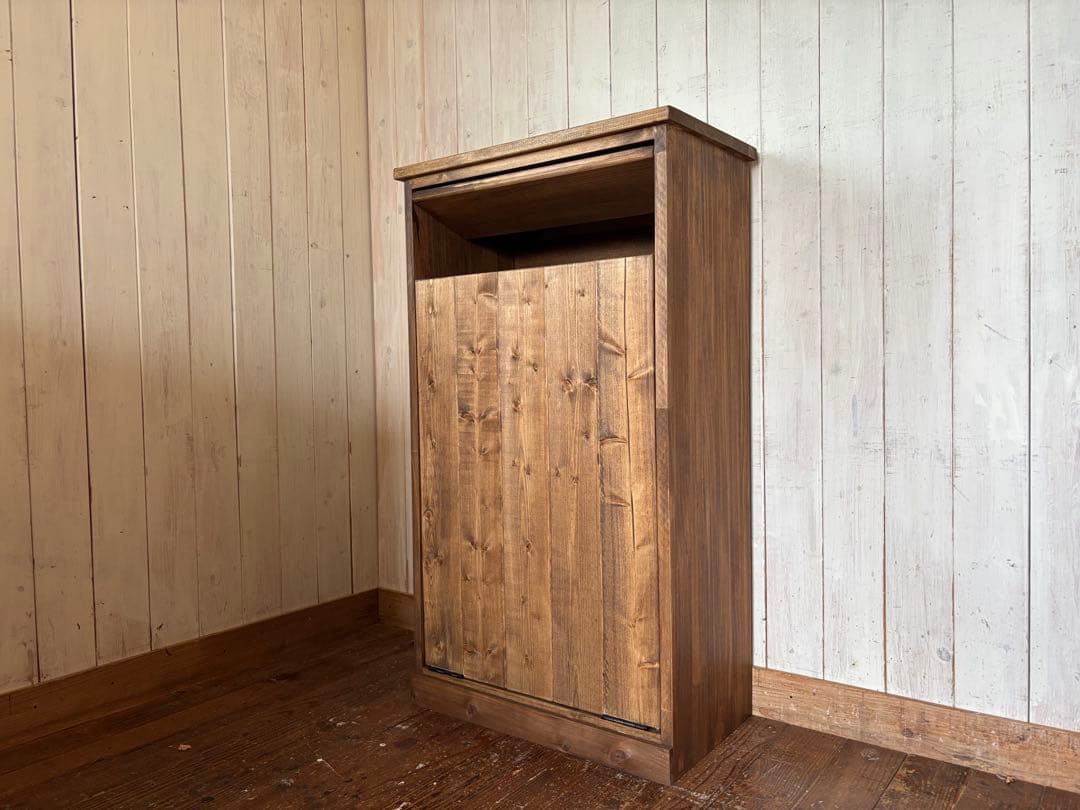 期間限定値下げ　30リットルパッタンゴミ箱　無垢材ハンドメイド家具　屋外用