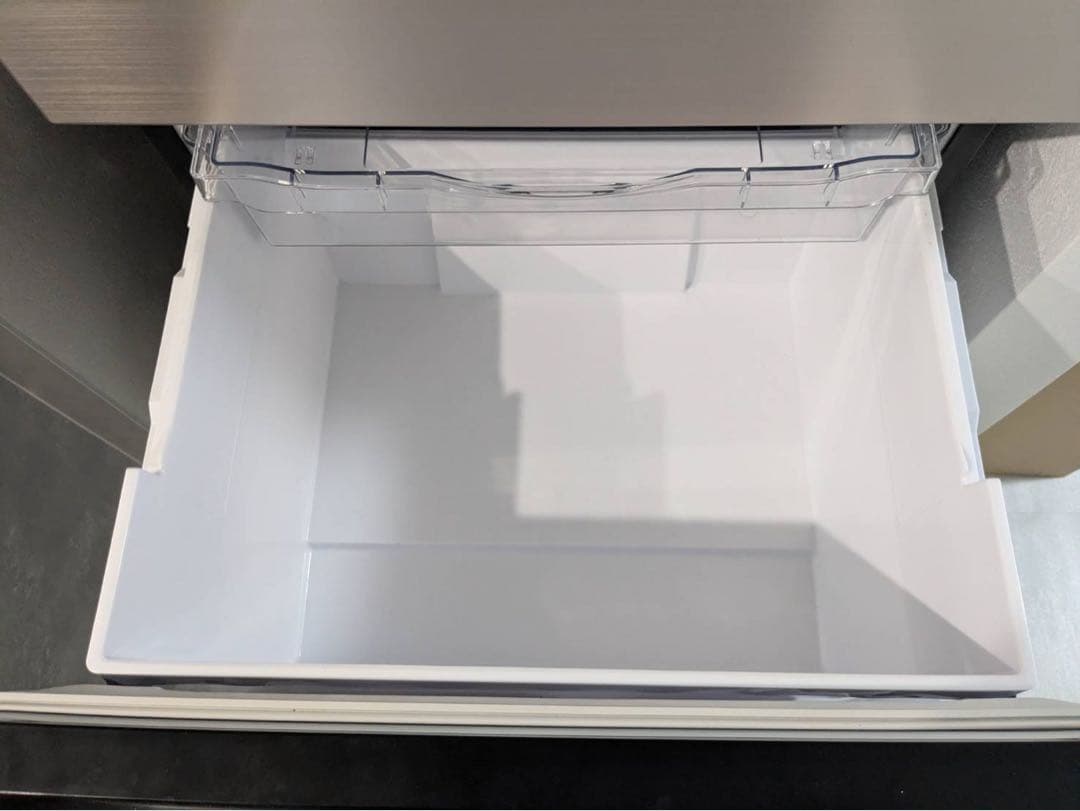 【お値下げしました！送料込み】冷蔵庫 日立 2022年 R-27SV 265L