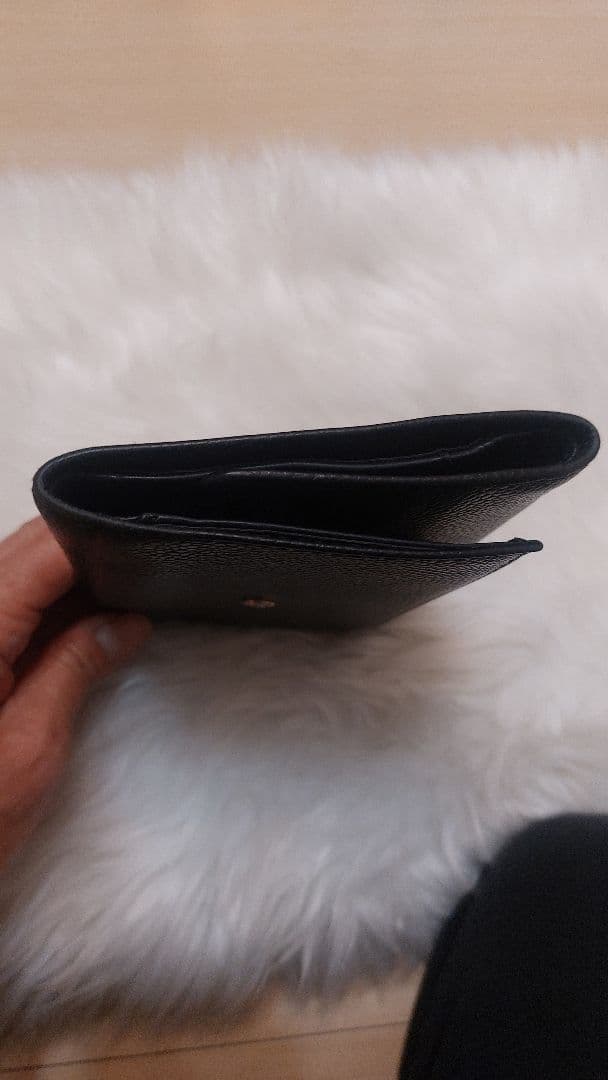 CHANEL ブラックレザー 三つ折り財布