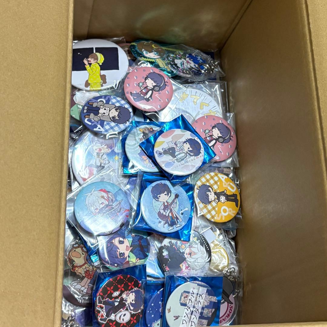 歌い手 缶バッジ 等まとめ 200点以上 そらる まふまふ 浦島坂田船