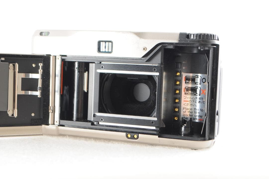 CONTAX T2 チタンシルバー コンパクトフィルムカメラ