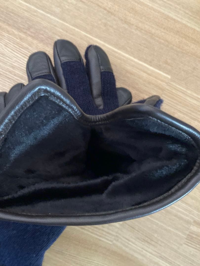 【まあ様】☆送料無料☆orobianco スマホタッチ対応　手袋　羊皮使用