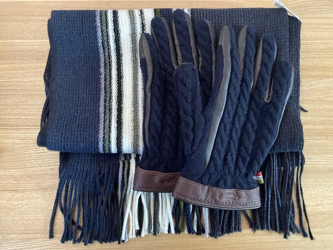 【まあ様】☆送料無料☆orobianco スマホタッチ対応　手袋　羊皮使用