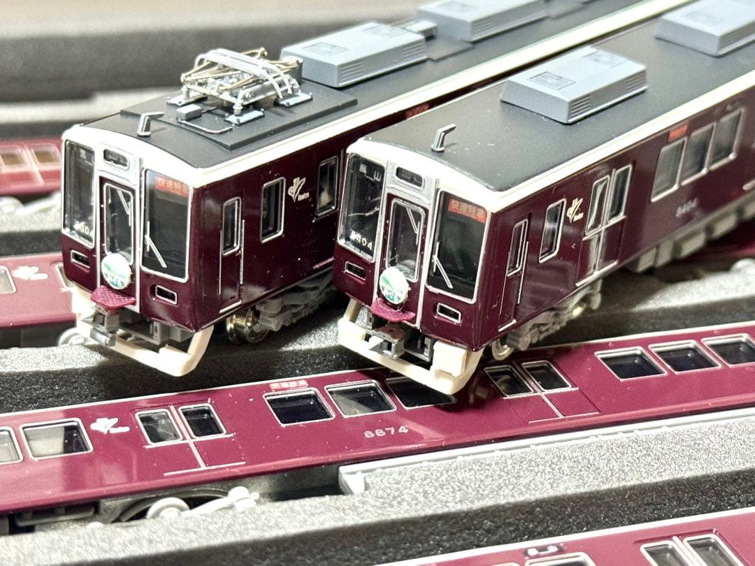 阪急京都線8300系8304編成 快速特急「嵐山　おぐら」　6両セット