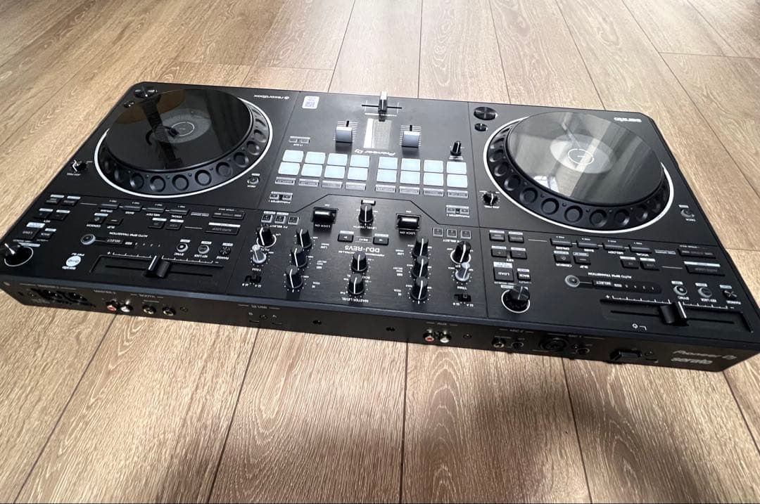 Pioneer DJ / DDJ-REV5 DJコントローラー