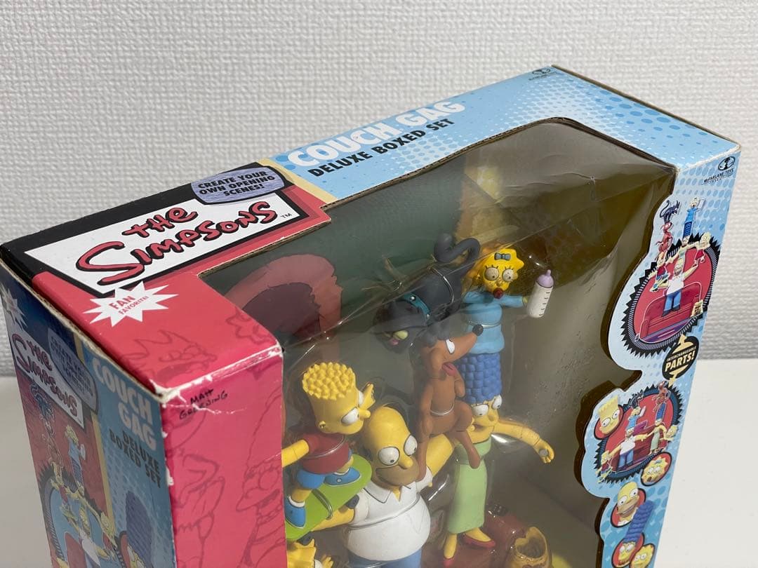 マクファーレントイズ シンプソンズ　カウチギャグ フィギュア ボックスセット