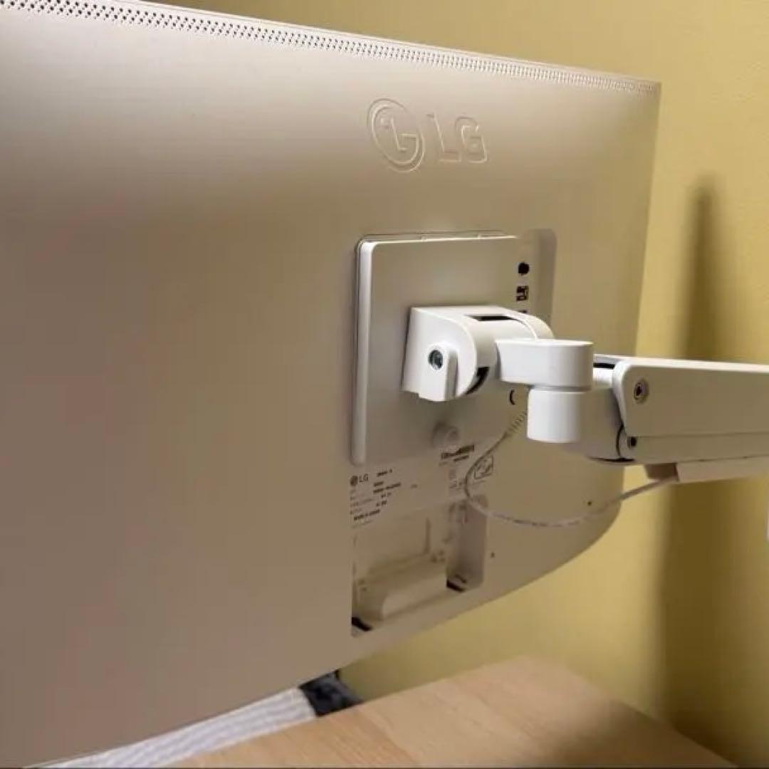 LG 24.5インチ　スマートモニター（ホワイト）　25SR50F-W