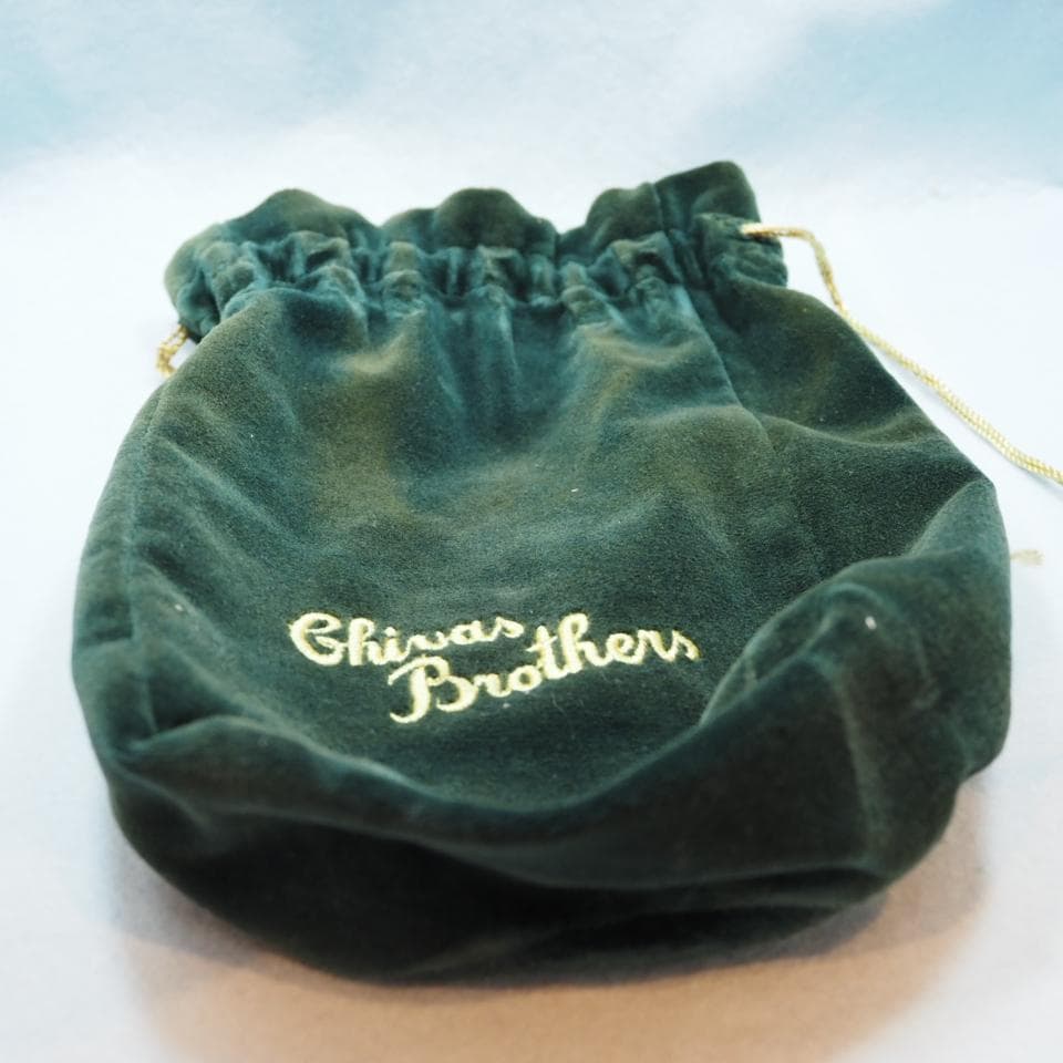 シーバスリーガル  Salute スコッチウイスキー ベルベット袋付