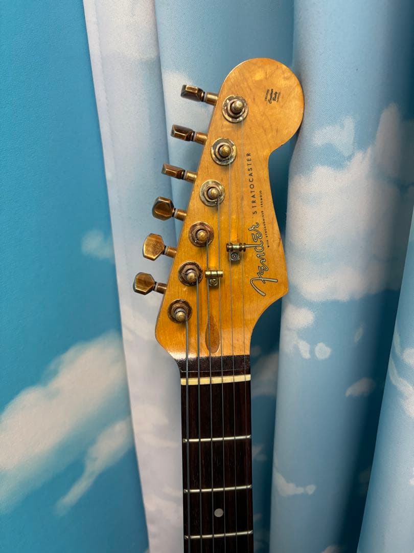 レリック加工　Fender Stratocaster ？サンバースト