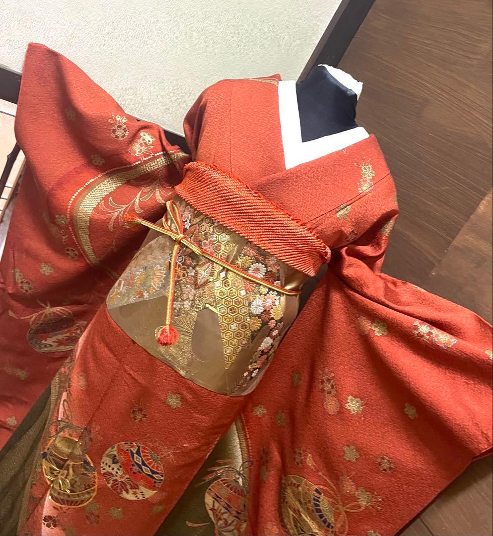 振袖フルセット6点サイズM〜Ｌ駒刺繍　草花毬文　暈し染め　金彩　正絹