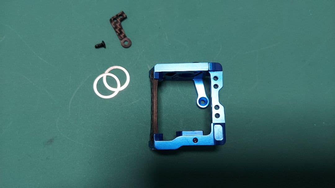 ミニッツ用　　 [LM]アルミモーターマウント(R246)