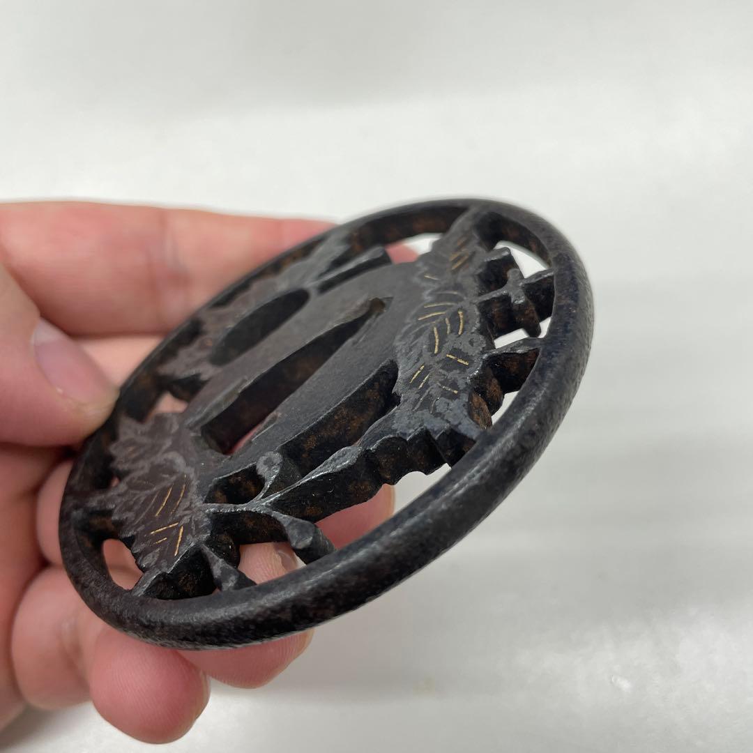 投げ桐図鍔 鍔(つば) 鐔