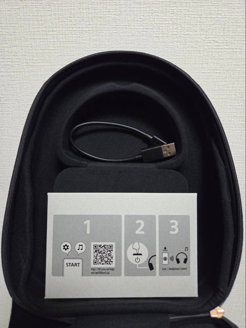 ワイヤレスヘッドホン ブラック オーバーイヤー