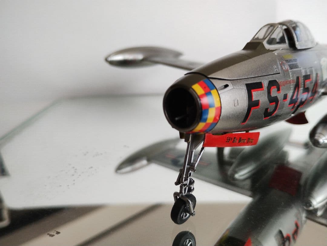 プラモデル完成機　1/48　リパブリックF-84Gサンダージェット