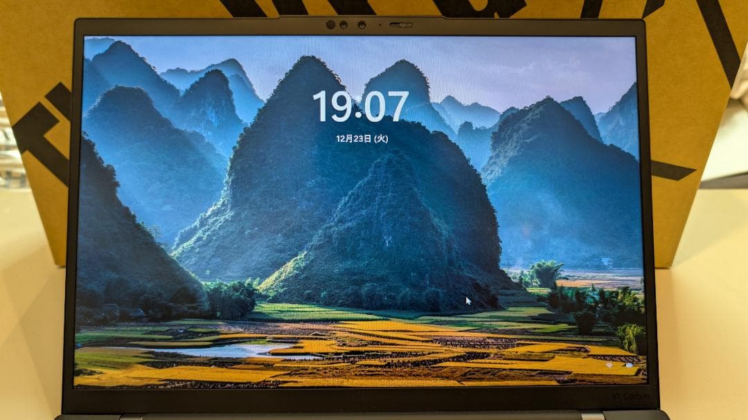 【米沢生産モデル】ThinkPad X1 Carbon Gen10　保証残あり