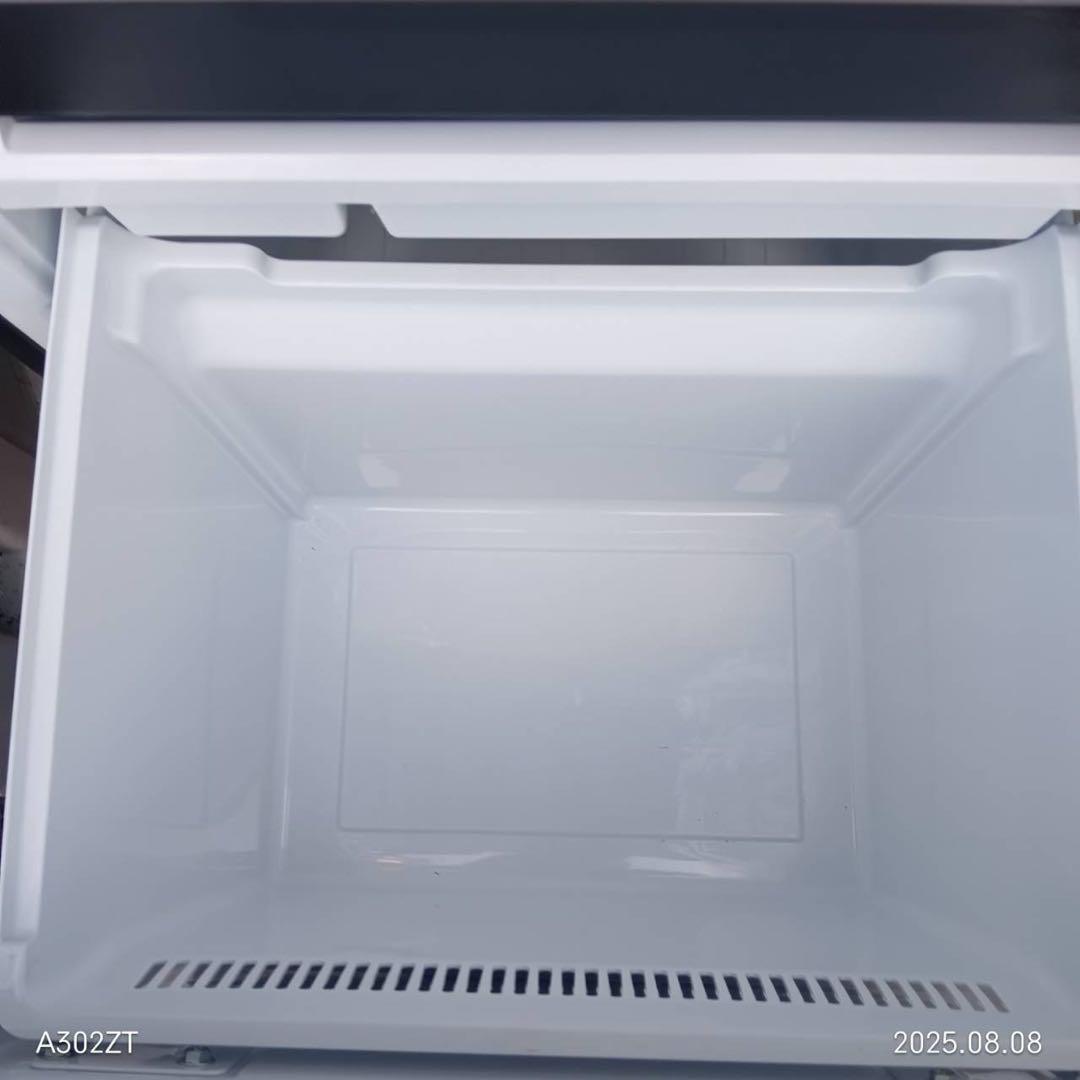 AH002★2023年製★アクア　冷蔵庫　大型　200L木目デザイン　一人暮らし