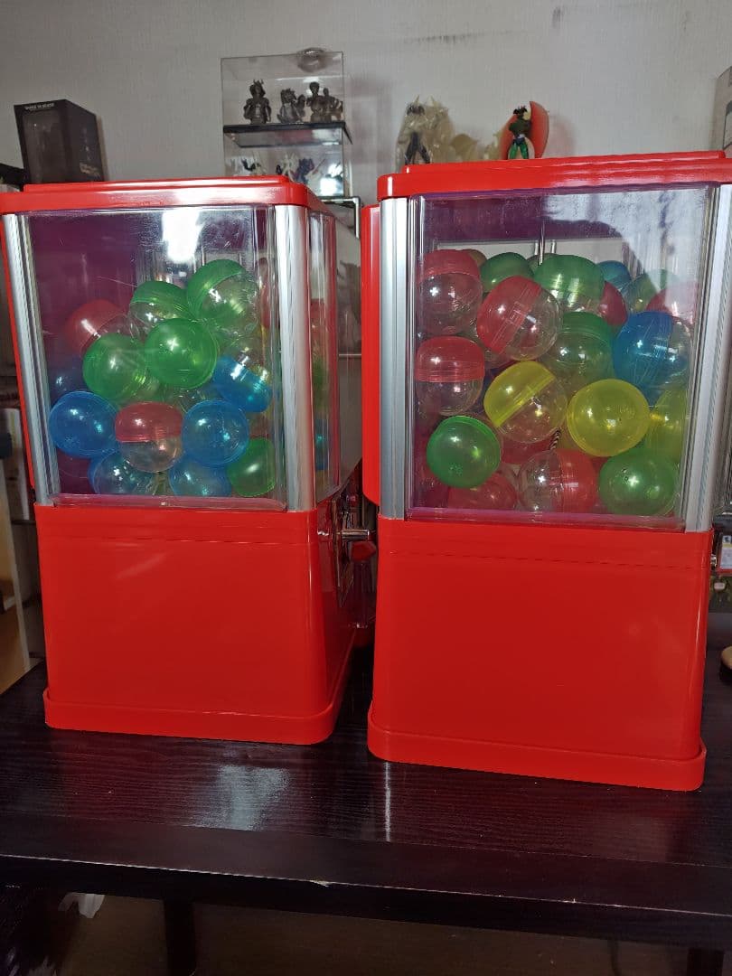 赤い ガチャガチャ本体 2台セット 他でも販売中