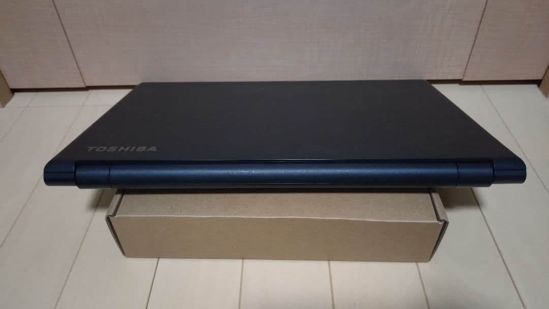 dynabook EZ35/PBSD　8世代i5 SSD256GB メモリ8GB