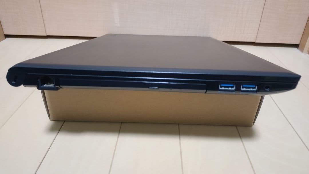 dynabook EZ35/PBSD　8世代i5 SSD256GB メモリ8GB