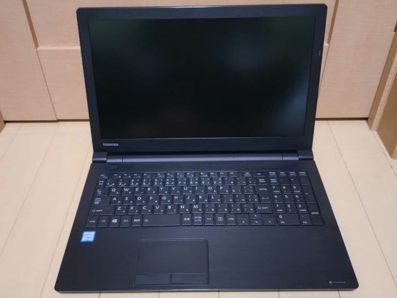 dynabook EZ35/PBSD　8世代i5 SSD256GB メモリ8GB