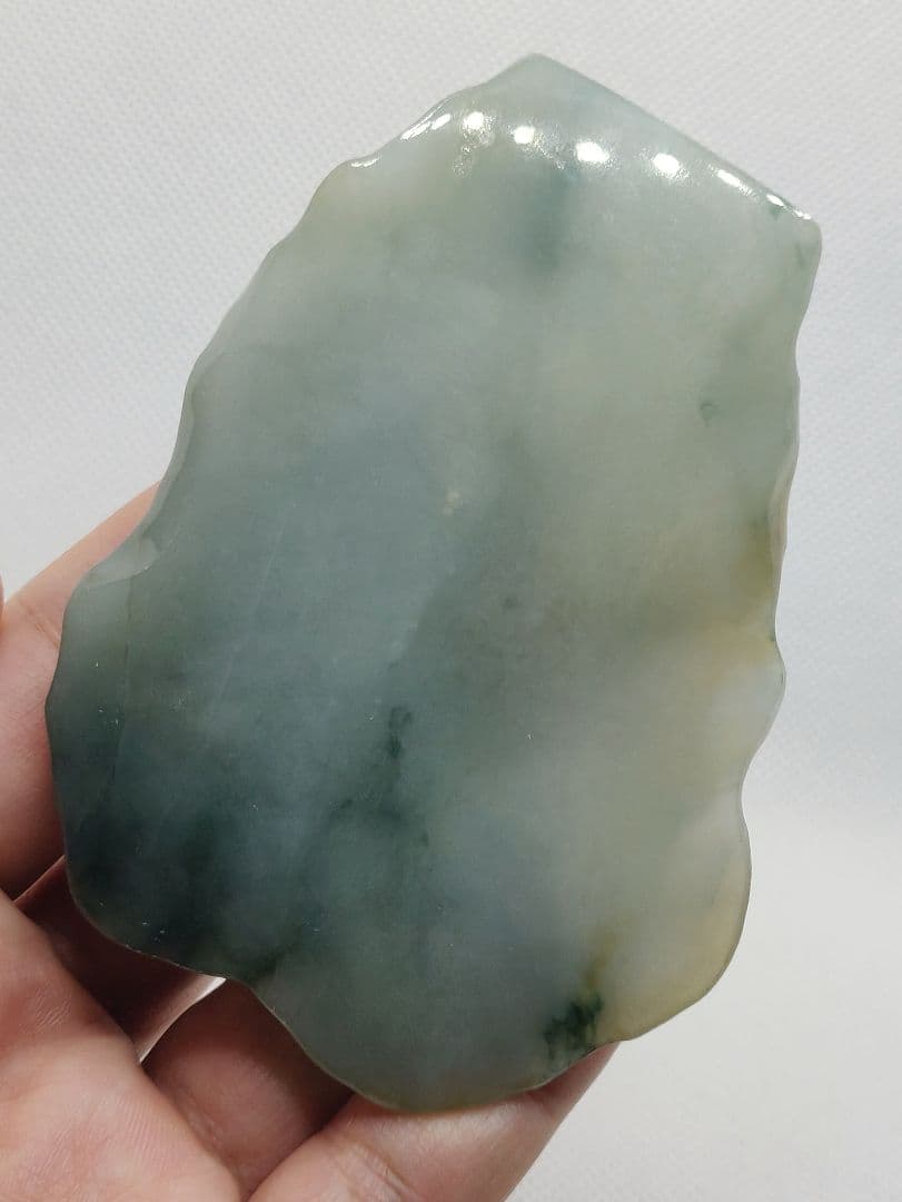 【貴重】氷翡翠(高透過度)のルース(125ｇ)