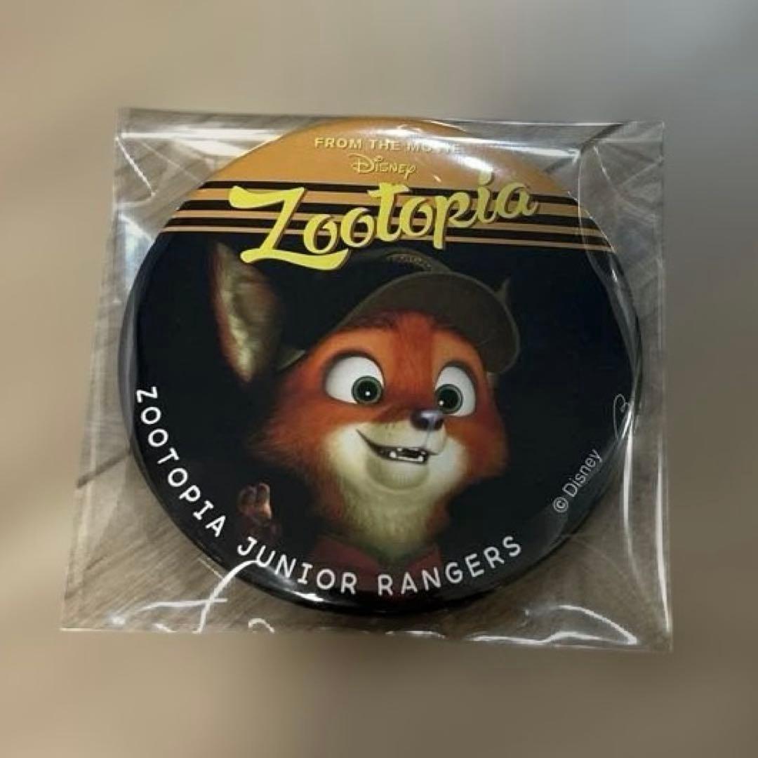 レア ズートピア 幼少期 ニック スタンド付き缶バッジ 希少品