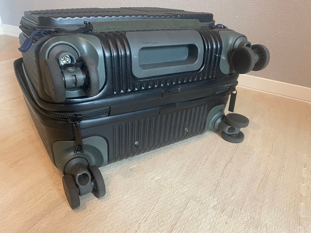 イノベーター innovator INV20 33L Cabin