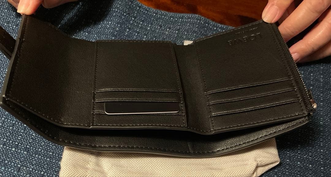 本革 三つ折り財布 収納袋付き ブラック