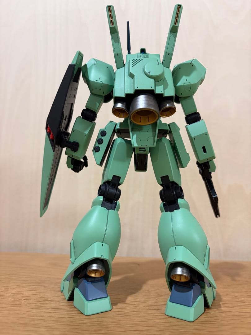 mgジェガン全塗装完成品　逆襲のシャアカラー