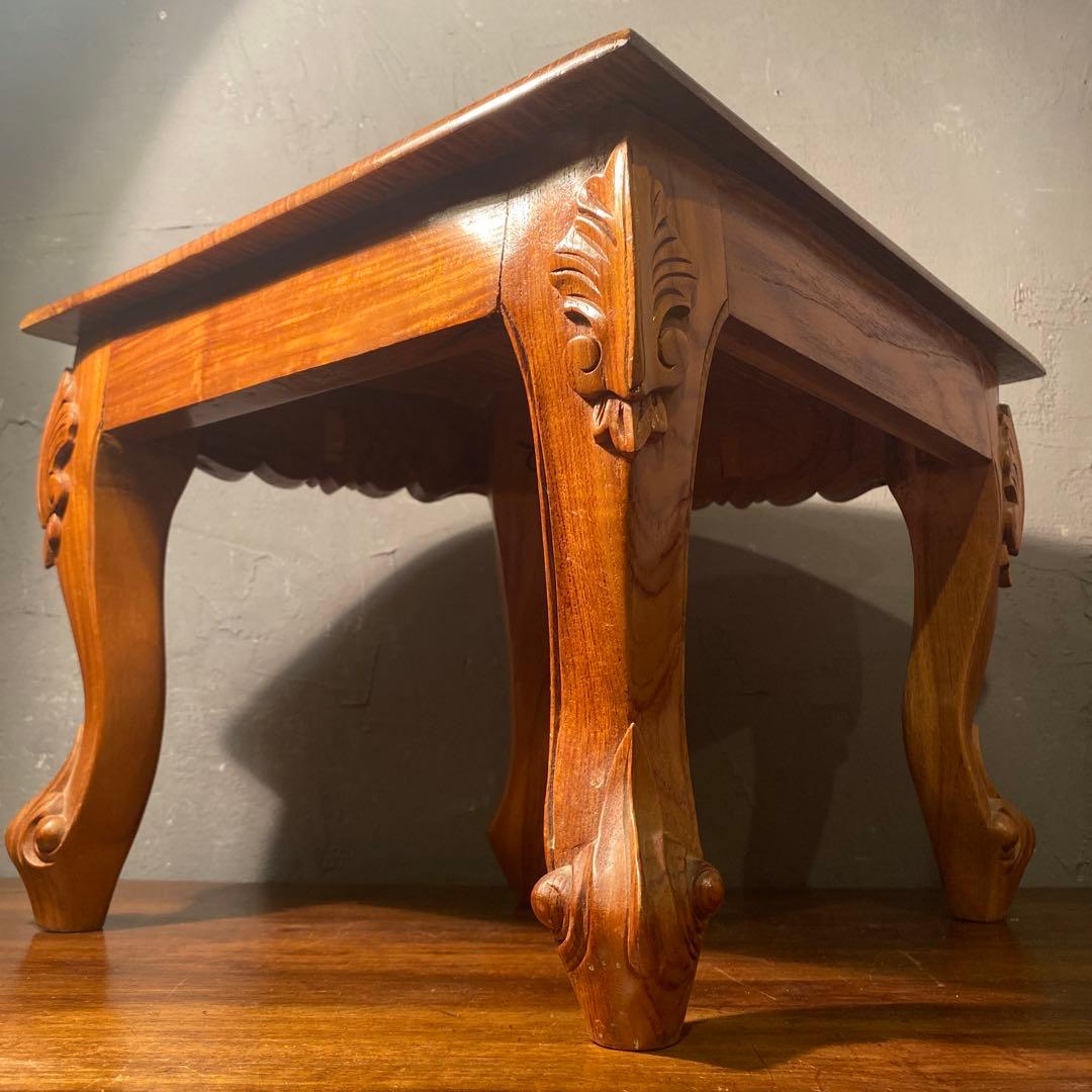 木彫 コーナーテーブル ヴィンテージ 猫脚 家具 花台 インテリア 海外