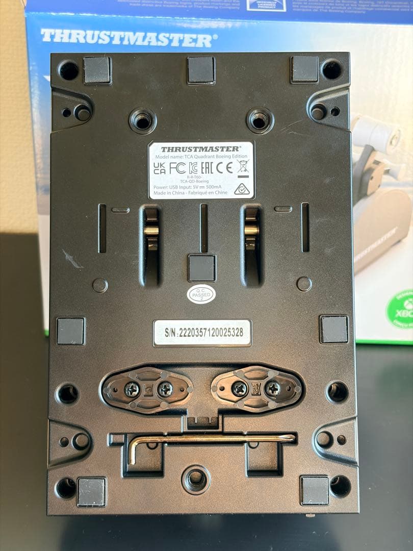 PC用ゲームコントローラー・コンバーター THRUSTMASTER TCA QUADRANT BOEING EDITION